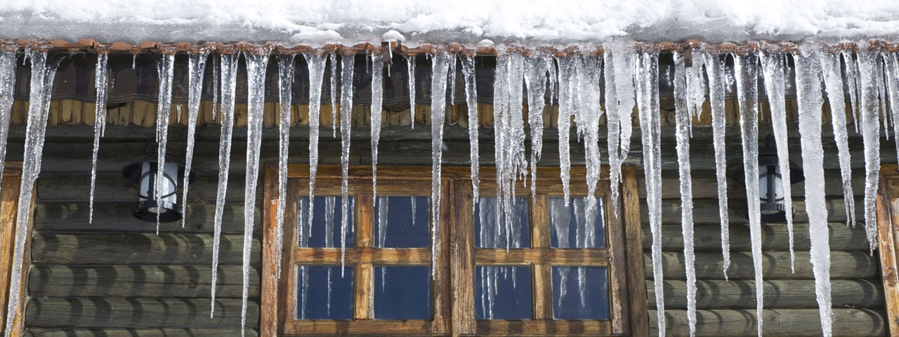 spray foam prevents ice dams by providing proper insulation in Palmdale attic spaces